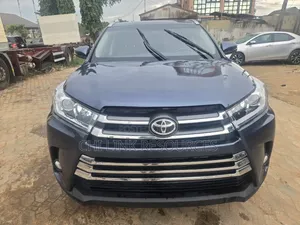 Toyota Highlander 2017 Blue