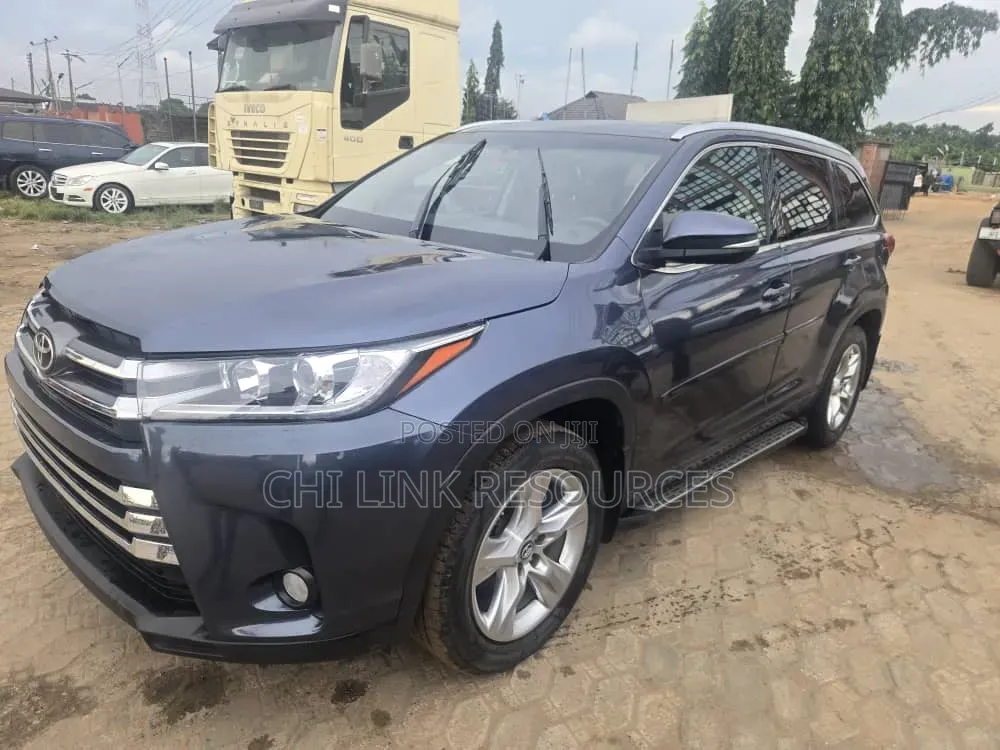 Toyota Highlander 2017 Blue