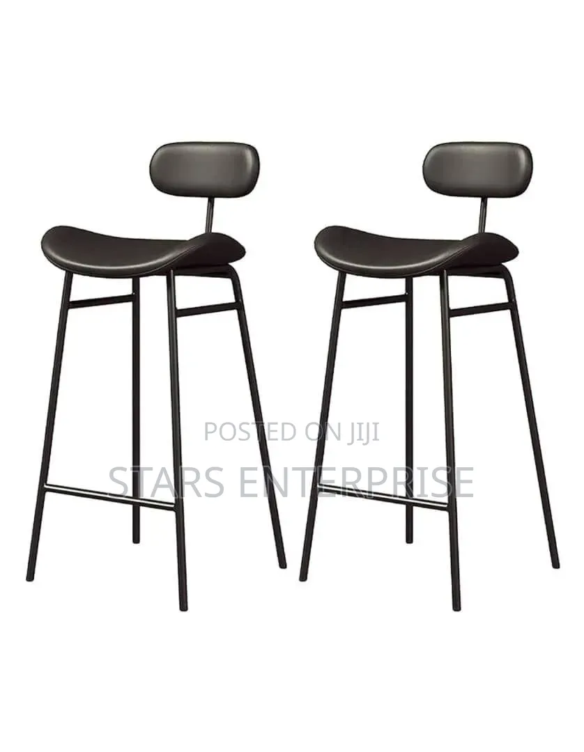 Bar Stool / Modern High Chair.