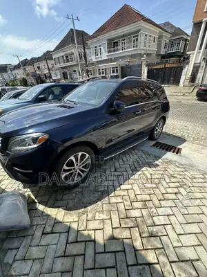 Mercedes-Benz GLE-Class GLE 350d 4MATIC 2016 Blue