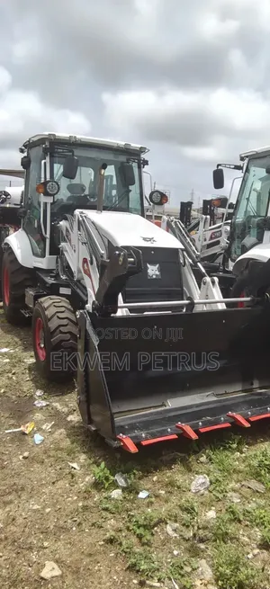 Brand New Backhoe Bobcat B730 Machine Hammer Line