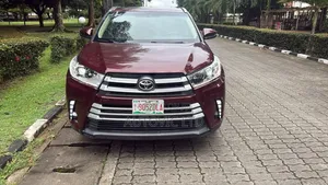 Toyota Highlander Limited 4dr SUV AWD (3.5L 6cyl 6A) 2015 Red