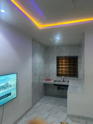 A Room Shotlet Apartment