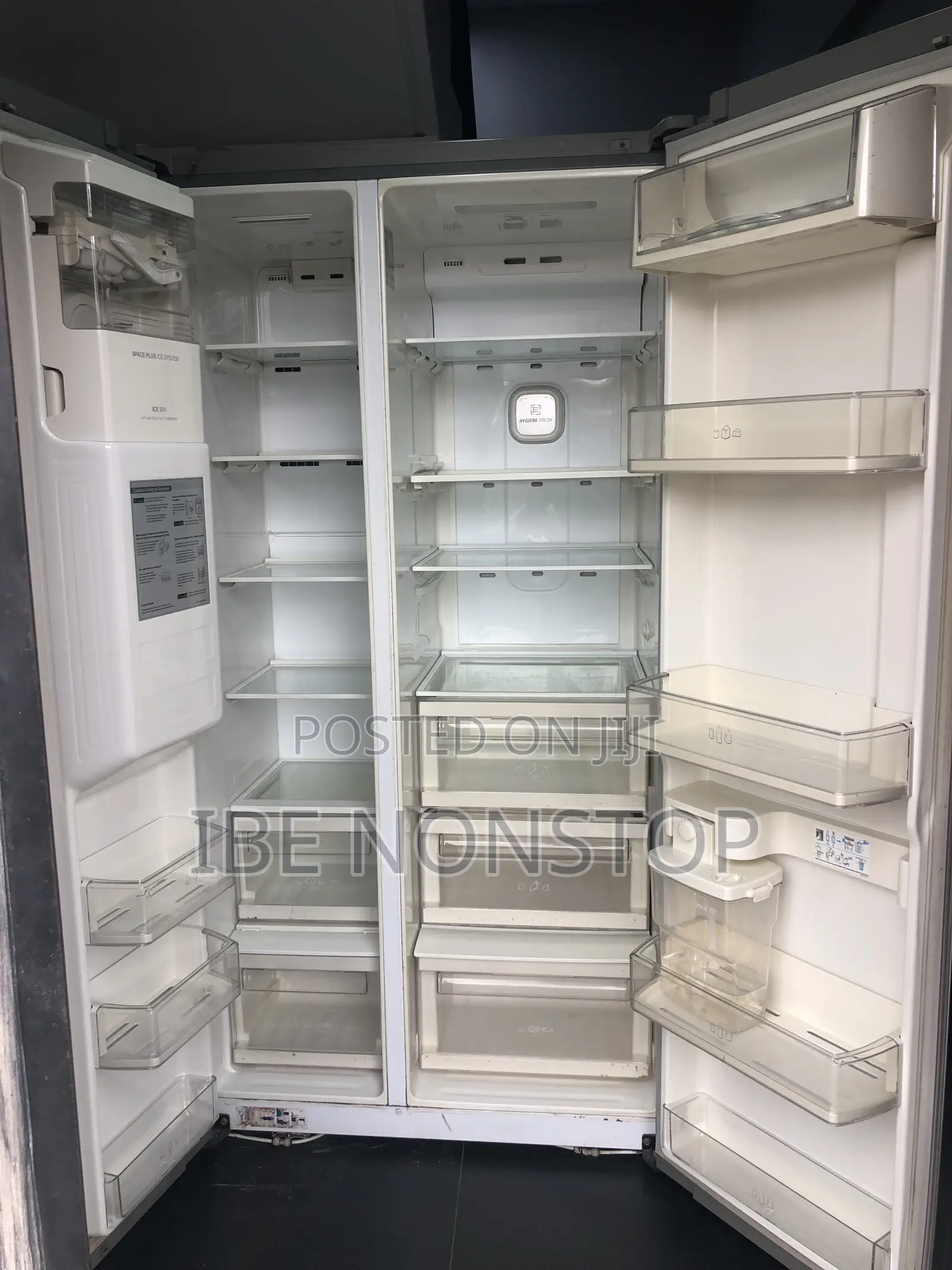 Refrigerator