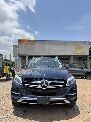 Mercedes-Benz GLE-Class GLE 350d 4MATIC 2017 Blue