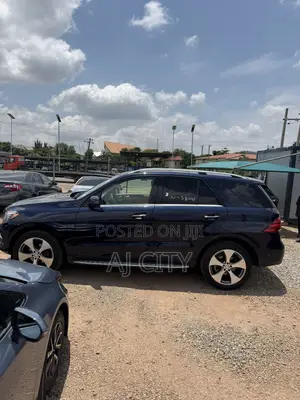 Mercedes-Benz GLE-Class GLE 350d 4MATIC 2017 Blue