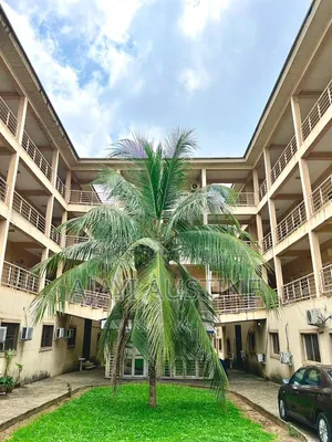 Functioning Plaza 59 Ensuit Offices at Wuze Zone, Abuja for Sale