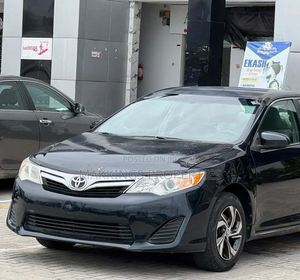 Toyota Camry 2013 Black