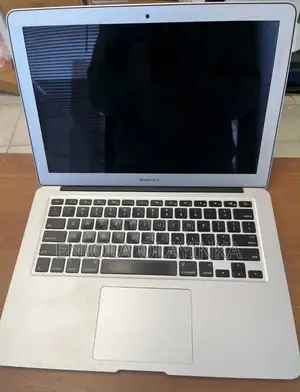 Laptop Apple MacBook Air 2017 8GB Intel Core i7 SSD 256GB