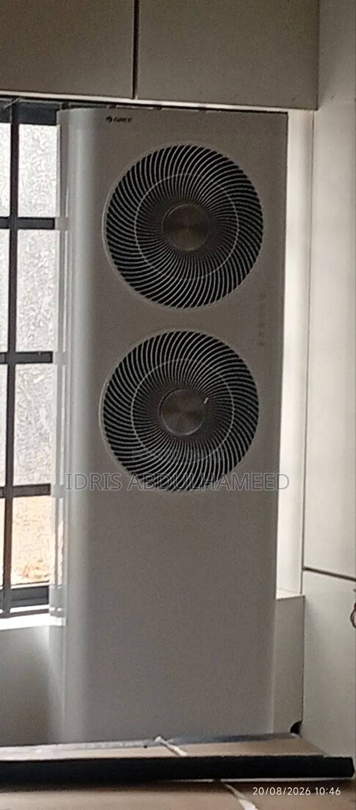 Professional AC and Fridge Technician