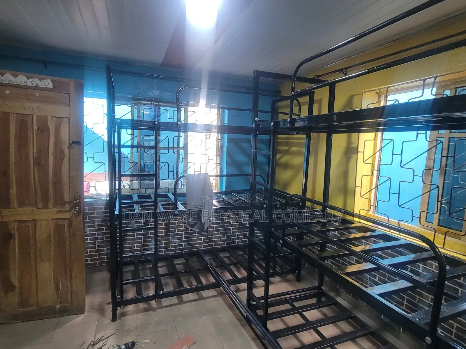 Hostel Bonk Three Deck
