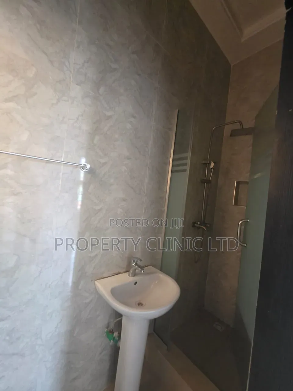 2bdrm Duplex in Omole Phase 2 for rent