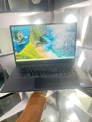 Laptop Dell Precision 5540 16GB Intel Core i7 SSD 1T