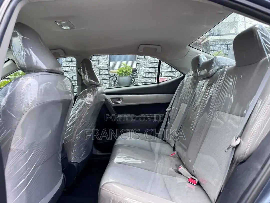 Toyota Corolla 2015 Gray