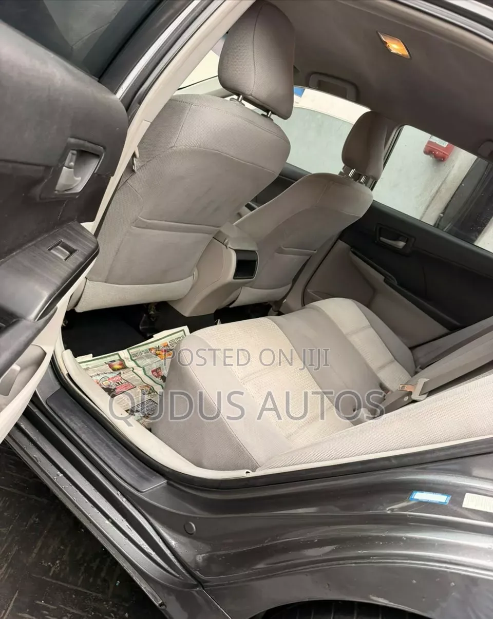 Toyota Camry 2012 Gray