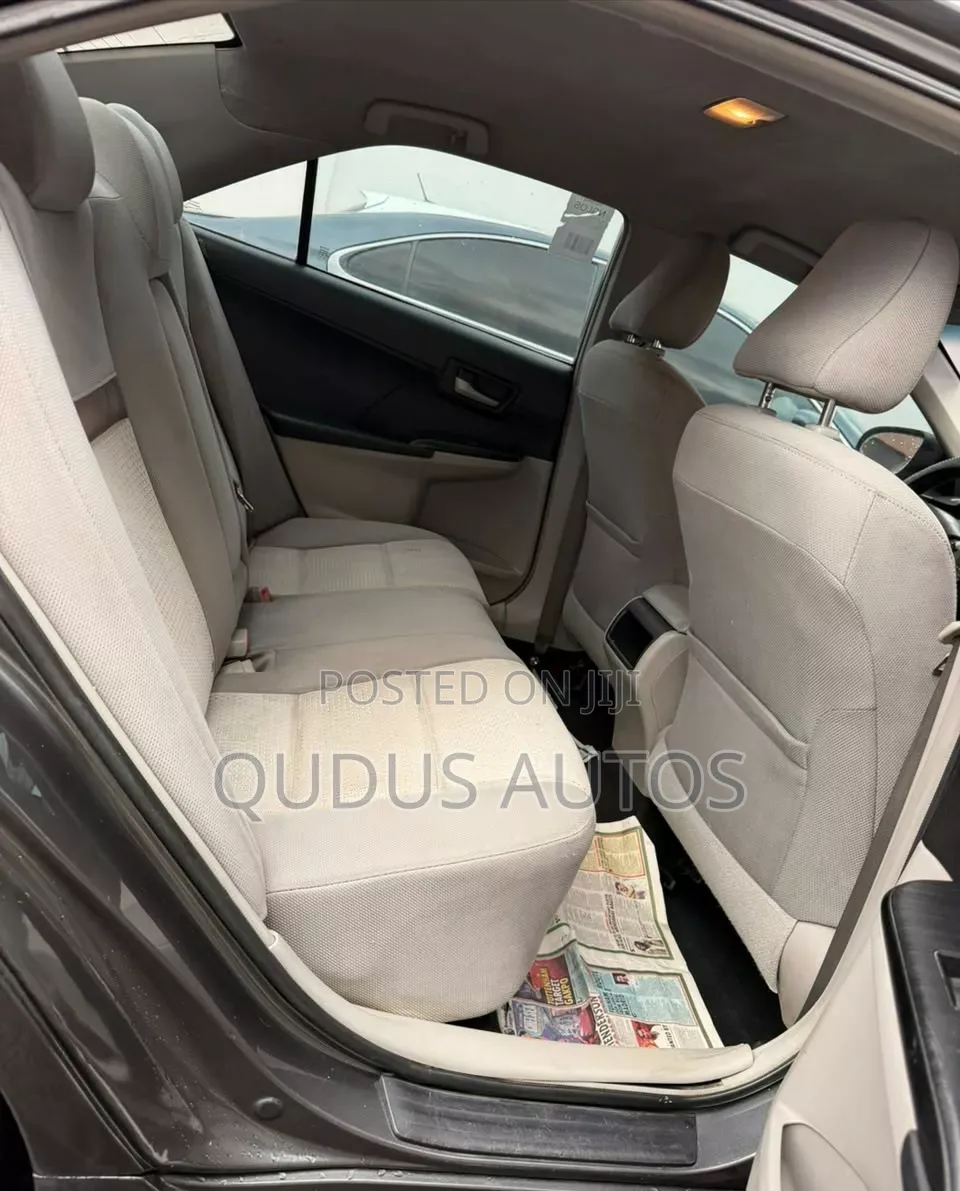 Toyota Camry 2012 Gray