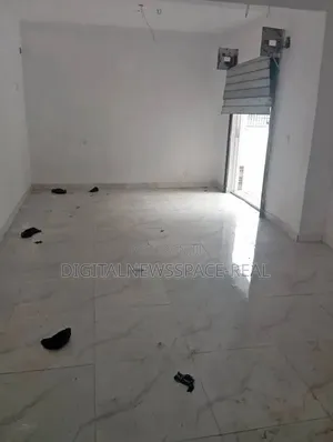 Spacious Shop for Rent – With Toilet Water, Facing Major Road!