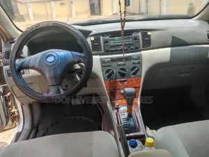 Toyota Corolla LE 2007 Silver
