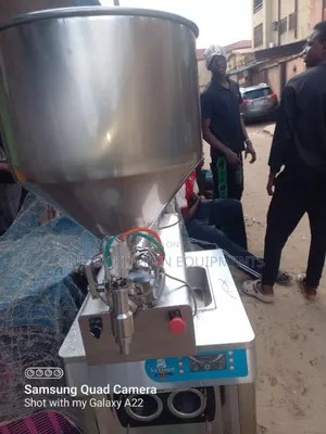 Liquid/ Paste Filling Machine
