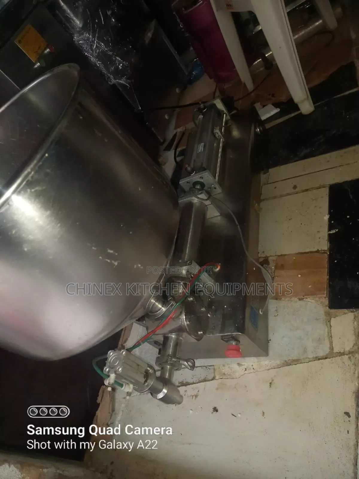 Liquid/ Paste Filling Machine