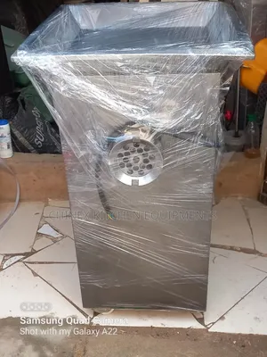 Industrial Meat Grinder 32