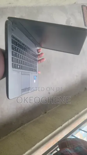 Laptop HP EliteBook 840 G5 4GB Intel Core i5 SSD 320GB