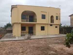 3bdrm Block of Flats in Abaranje Ikotun for sale