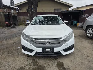 Honda Civic Sport Hatchback 2018 White