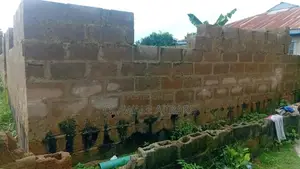 3bdrm Block of Flats in Oluyole for sale