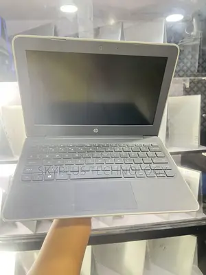 Laptop HP Stream 11 Pro G4 EE 4GB Intel SSD 60GB