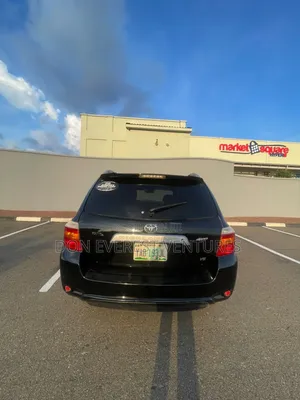 Toyota Highlander SE 2010 Black