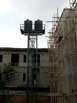 Aqua Tower Tank
