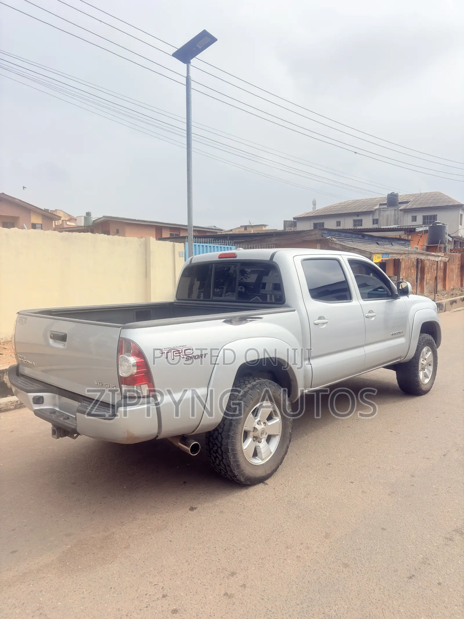 Toyota Tacoma Double Cab V6 Automatic 2010 Silver