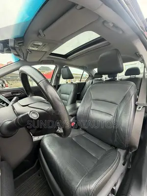 Honda Accord EX 4dr Sedan FWD (2.4L 4cyl 2A) 2017 Burgundy