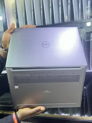 Laptop Dell Precision 5550 16GB Intel Core i7 SSD 512GB
