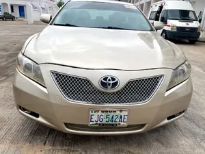 Toyota Camry LE 4dr Sedan (2.4L 4cyl 5A) 2008 Gold