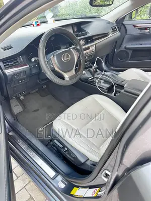 Lexus ES 2012 Gray