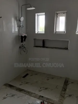 Modern Spa Shower Enclosure