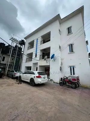 6bdrm Block of Flats in Cedarwood Estate, New Layout for sale