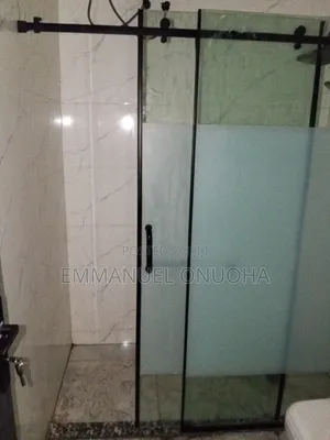 Crystal Edge Shower Cubicle
