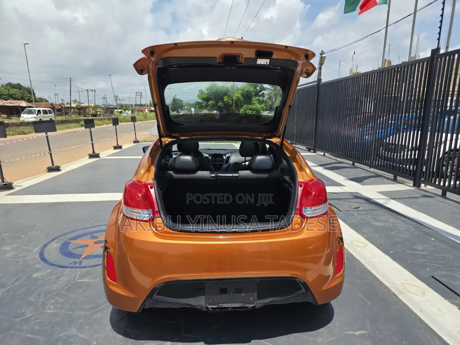 Hyundai Veloster Automatic 2012 Orange