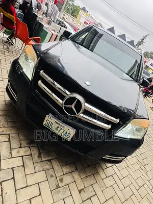 Mercedes-Benz GLK-Class 2009 Black