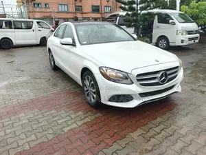 Mercedes-Benz C300 Base 4Matic Sedan AWD (2.0L 4cyl 7A) 2016 White