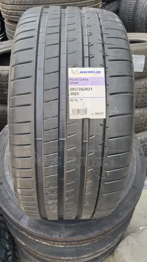 Brand New Michelin Pilot Super Sport Tyre (285/35zr21)