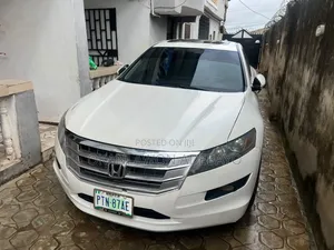 Honda Crosstour 3.5 FWD 2011 White