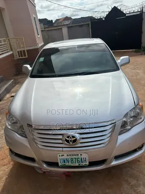 Toyota Avalon 2010 Silver
