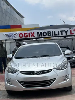 Hyundai Avante 2013 White
