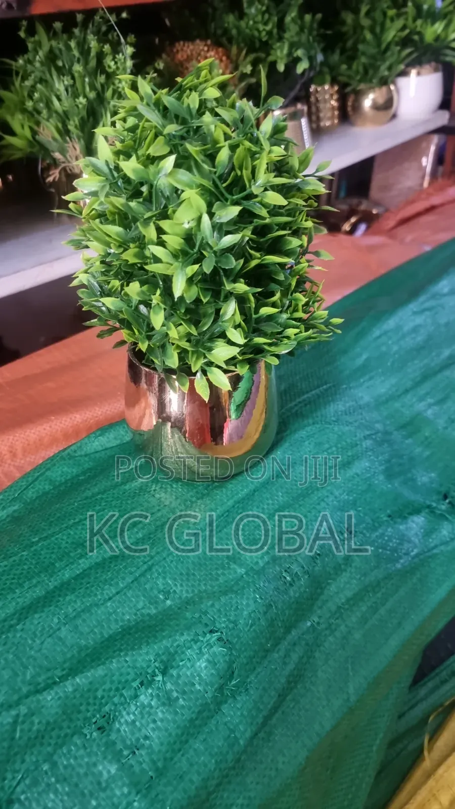 Table Flower Available