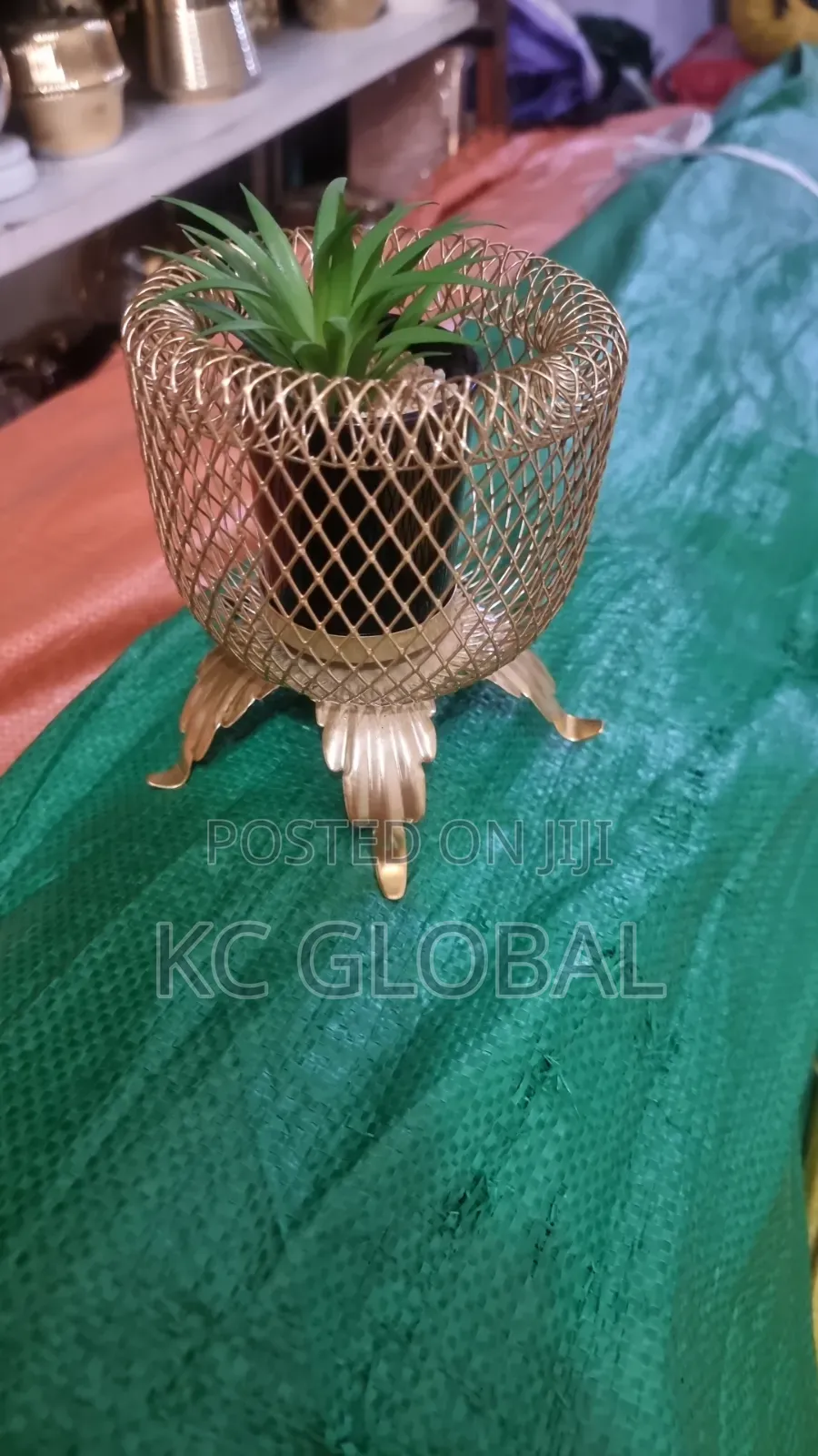 Table Flower Available
