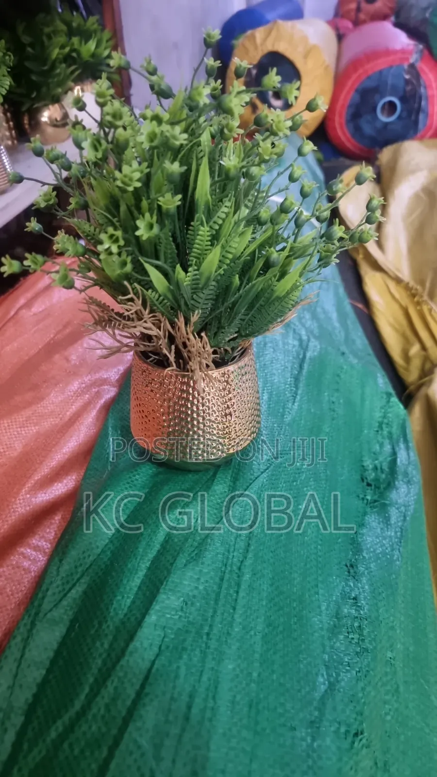 Table Flower Available